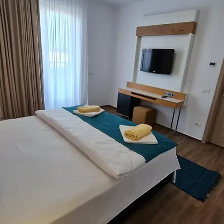 Jafar 10 - Modern 1Br With Balcony & Workspace Apartmán Temešvár